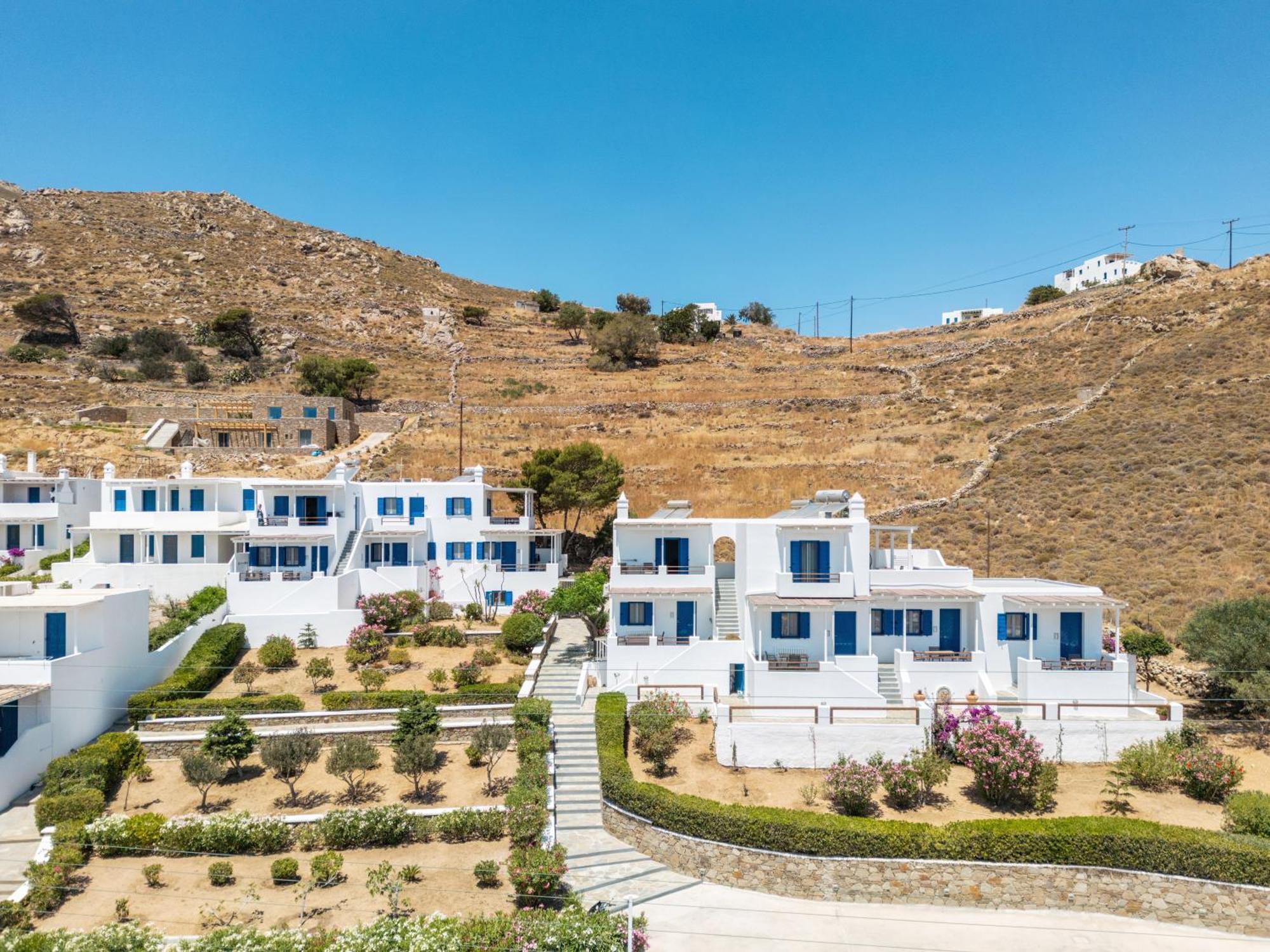 Aigaion Aetherium Apartments Livadakia Esterno foto
