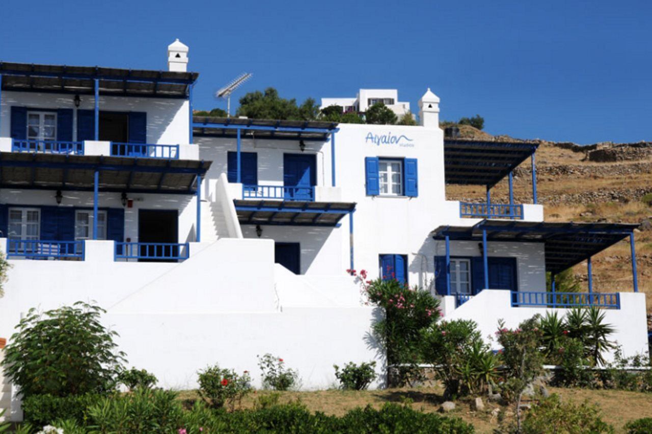 Aigaion Aetherium Apartments Livadakia Esterno foto